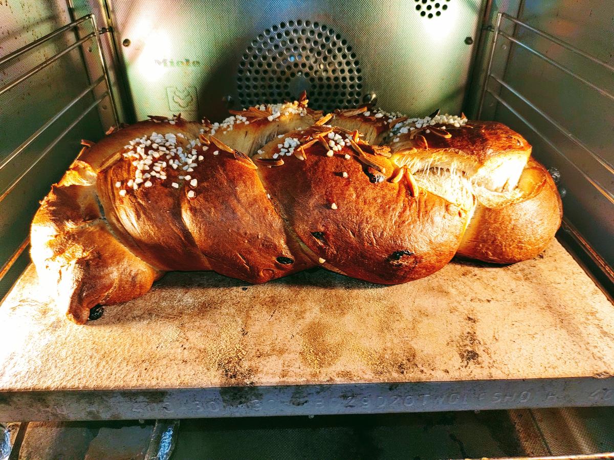 Schwäbischer Hefezopf aus Sauerteig - Rezept - kochbar.de