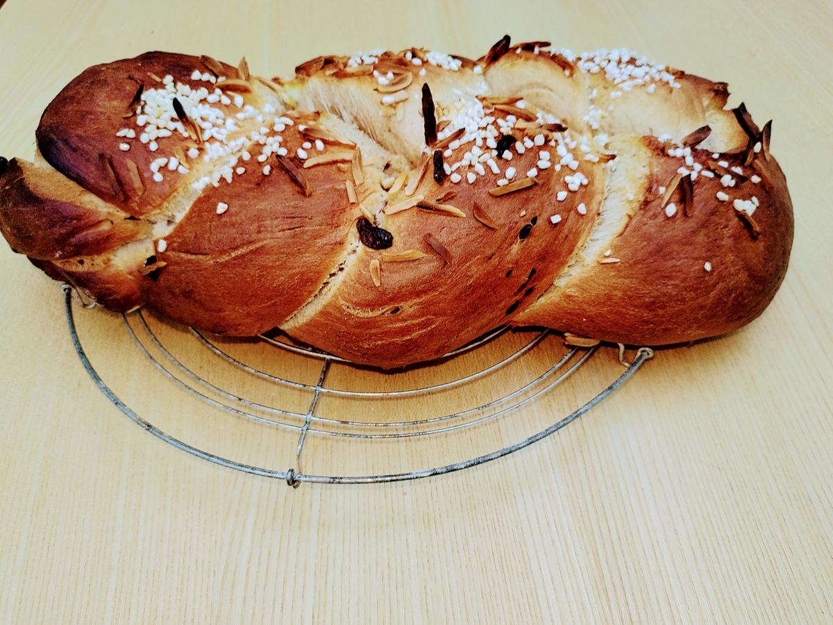 Schwäbischer Hefezopf aus Sauerteig - Rezept - kochbar.de