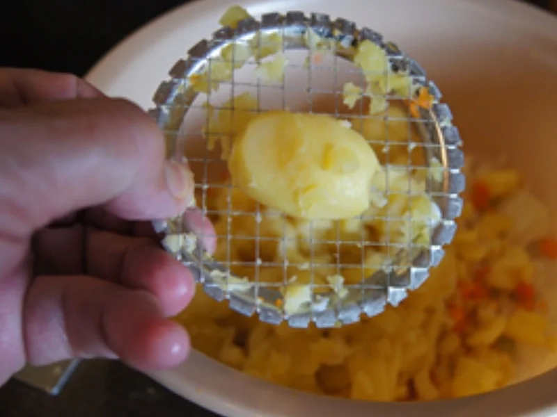 Rezept: "Kotelett mit Tschechischen Kartoffelsalat light und gemischten Salat"; Bild Nr. 14363 "Kotelett mit Tschechischen Kartoffelsalat light und gemischten Salat"; - Rezept - Bild Nr. 14363