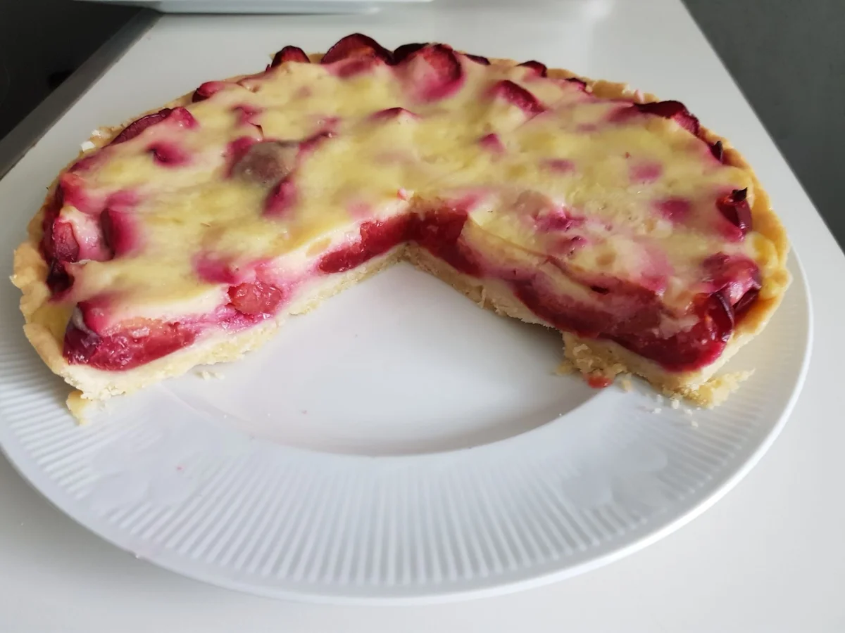 Rezept: Zwetschgen-Tarte mit Pudding-Decke Bild Nr. 12 Zwetschgen-Tarte mit Pudding-Decke - Rezept - Bild Nr. 12