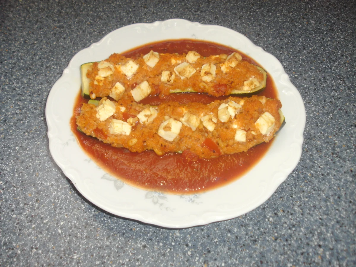 Gefüllte Zucchini - Rezept - Bild Nr. 2