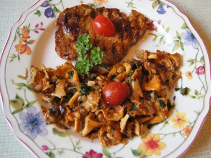Ranger Nackensteak mit frischen Pfifferlingen - Rezept - Bild Nr. 14363