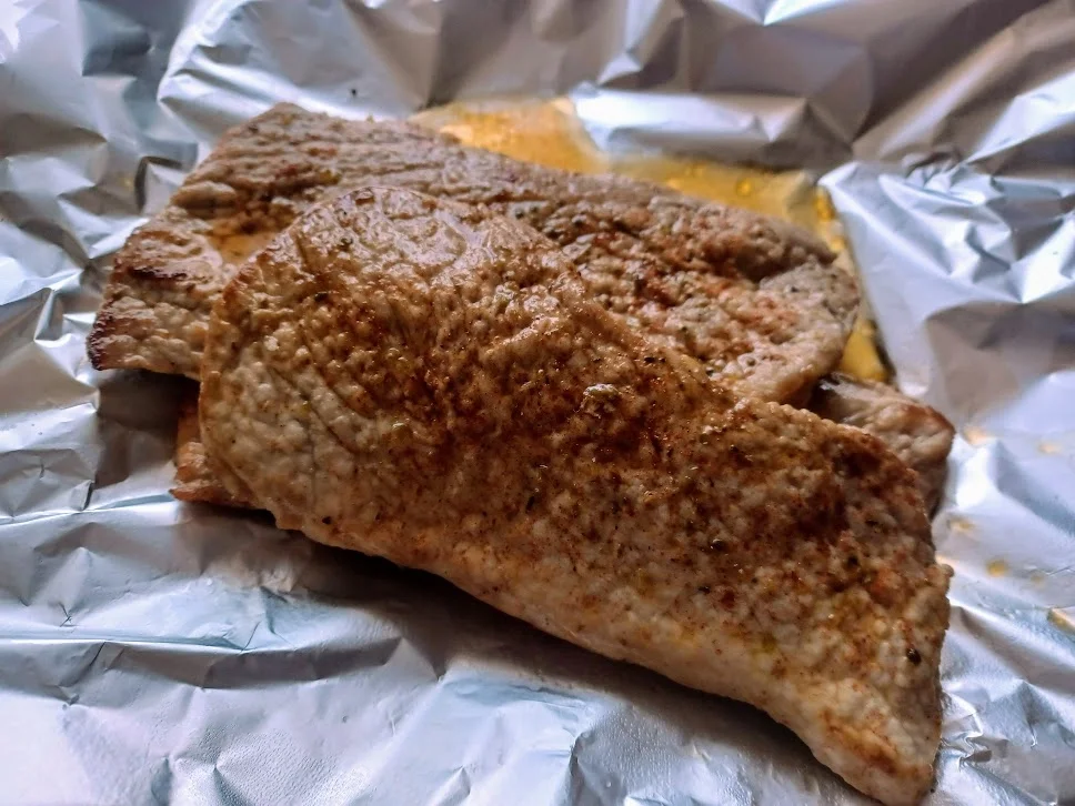 Schnitzel mit Bohnen und Tomatensalat - Rezept - Bild Nr. 6