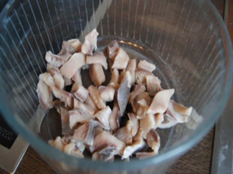 Matjesfiletsalat mit griechischen Joghurt und Kümmel-Pellkartoffeln - Rezept - Bild Nr. 14401