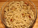 Nudel-Oliven-Salat mit Essig-Öl-Dressing - Rezept - Bild Nr. 14391