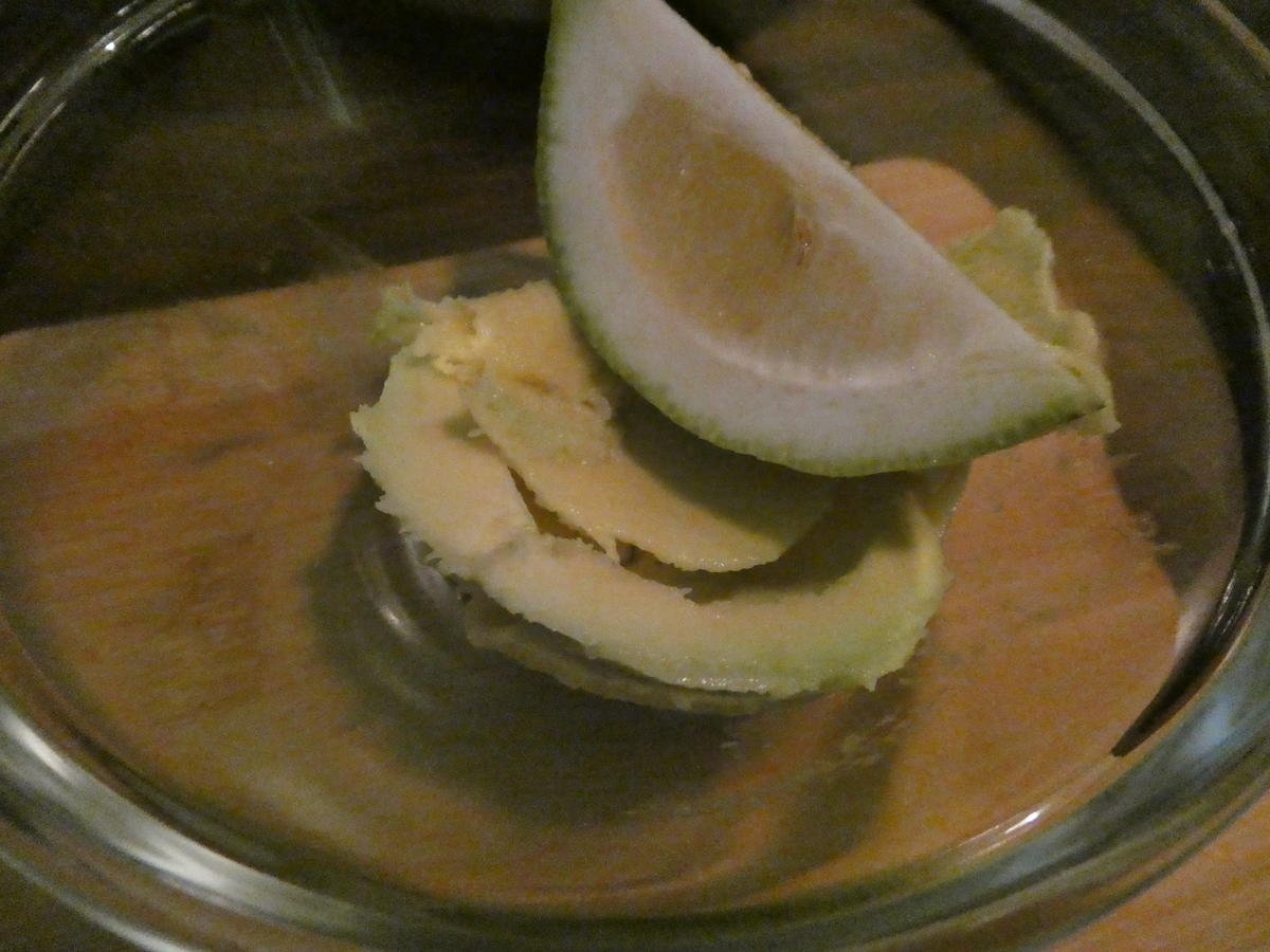 Avocado-Ei auf Wiesensalat - Rezept - Bild Nr. 14394