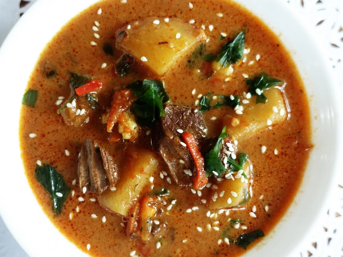 Scharfe Gulaschsuppe Kuta Bali --- Gulai sapi pedas - Rezept - Bild Nr. 2