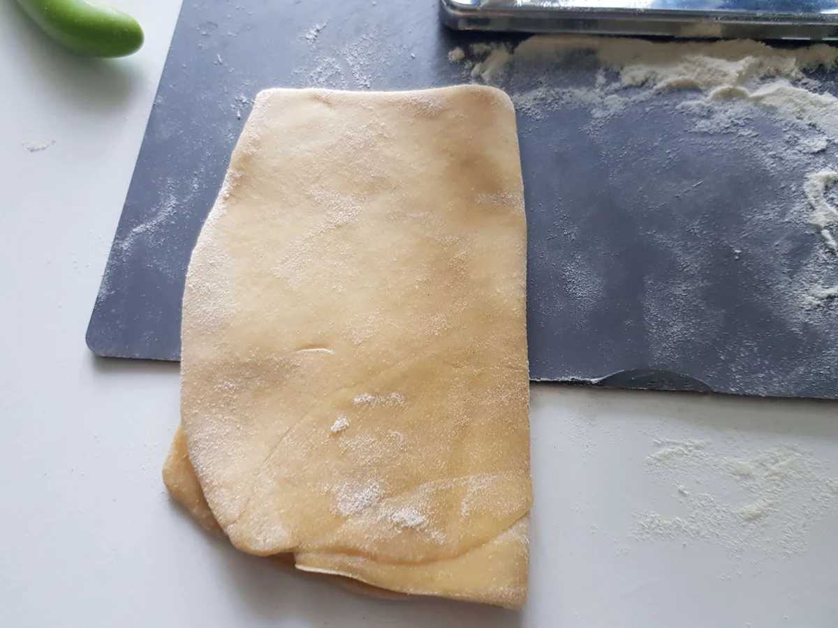 Rezept: XXL-Ravioli mit Kürbis-Füllung und Ricotta-Kürbis-Creme Bild Nr. 14402 XXL-Ravioli mit Kürbis-Füllung und Ricotta-Kürbis-Creme - Rezept - Bild Nr. 14402