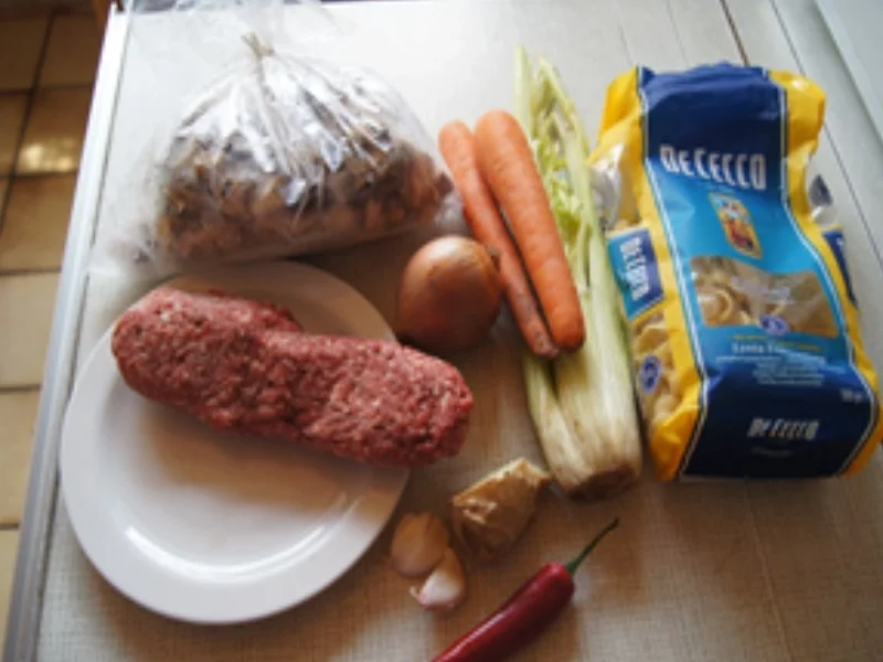 Gnocchi mit Rindermett, Gemüse und Waldpilzen - Rezept - Bild Nr. 3