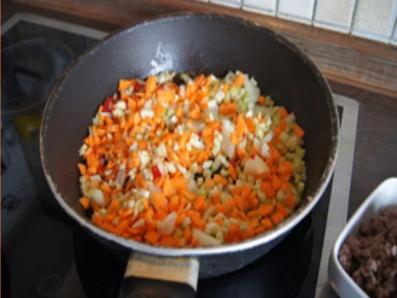 Gnocchi mit Rindermett, Gemüse und Waldpilzen - Rezept - Bild Nr. 8