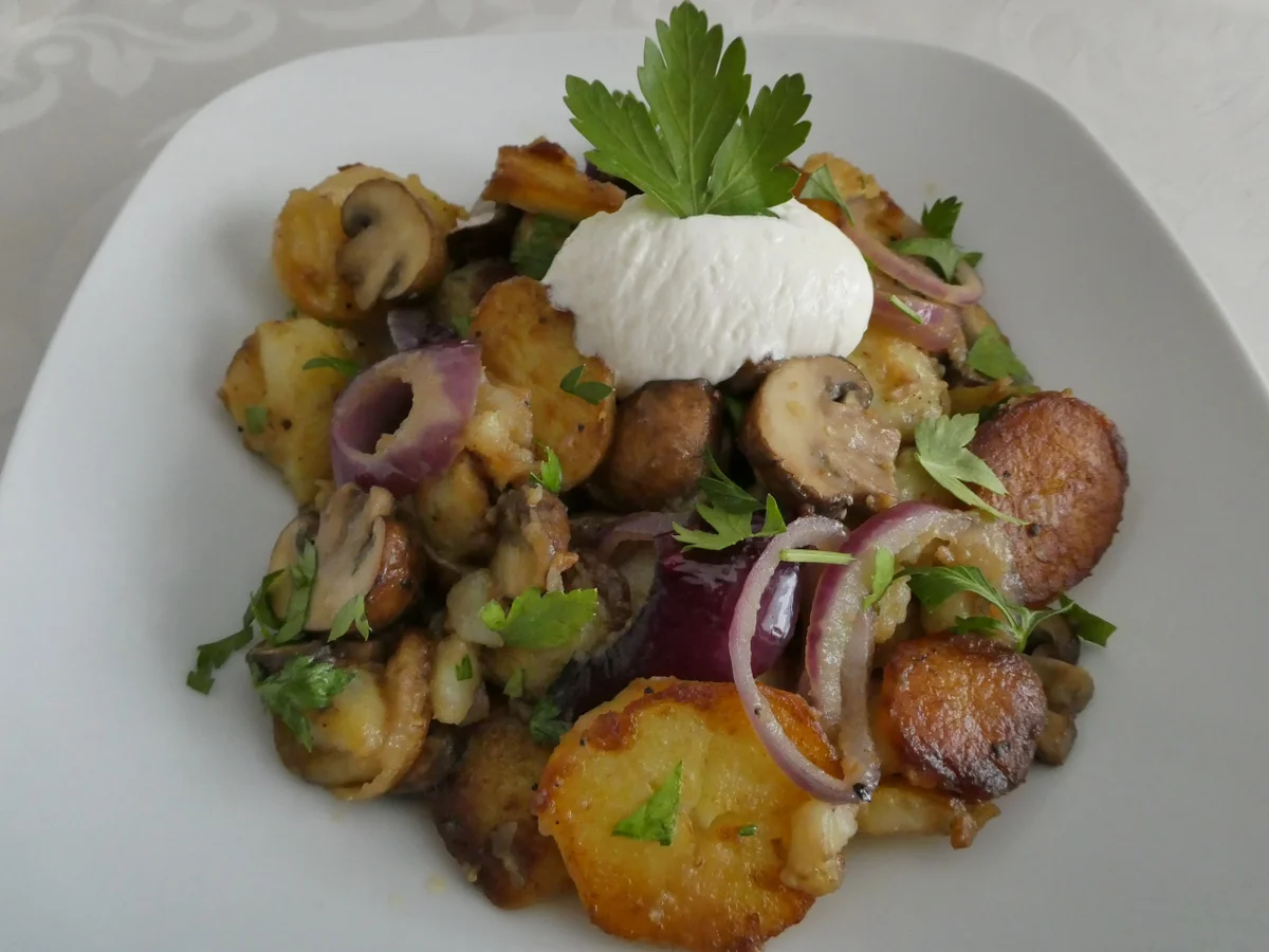 Rezept: Bratkartoffeln mit Champignons Bild Nr. 14394 Bratkartoffeln mit Champignons - Rezept - Bild Nr. 14394