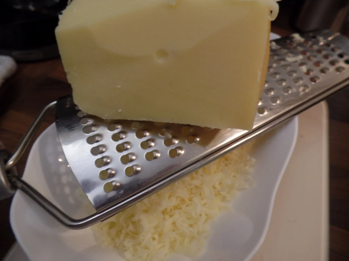 Rezept: Hackfleisch-Wirsing-Pizza Bild Nr. 14434 Hackfleisch-Wirsing-Pizza - Rezept - Bild Nr. 14434