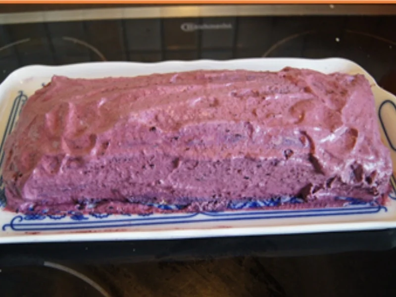 Biskuitrolle mit Heidelbeeren - Rezept - Bild Nr. 14428