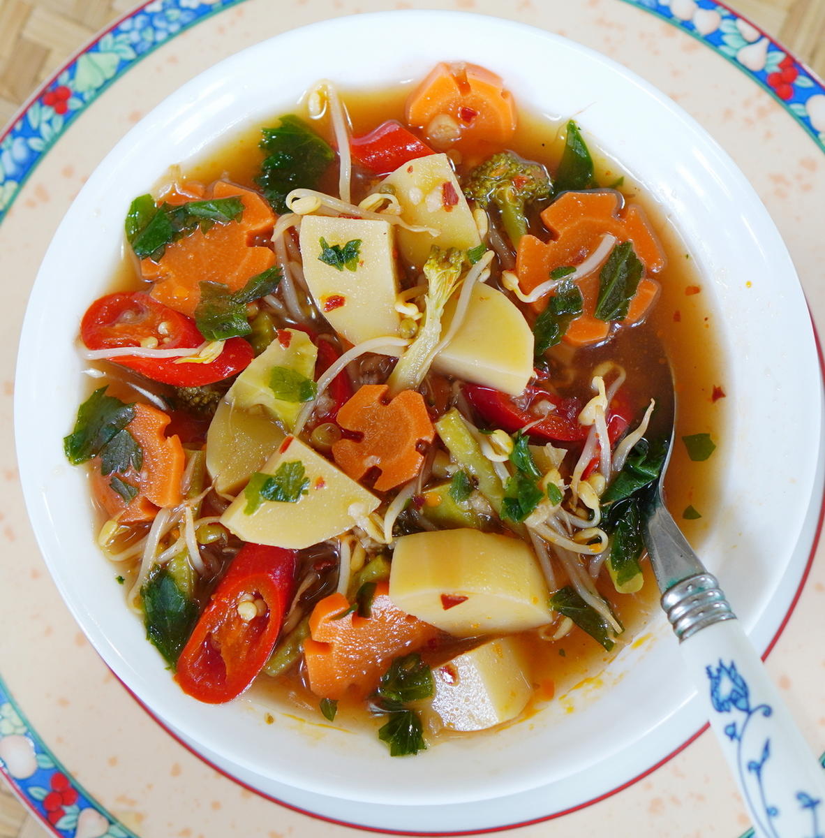 Balinesische Gemüsesuppe – Sup sayuran - Rezept - Bild Nr. 2