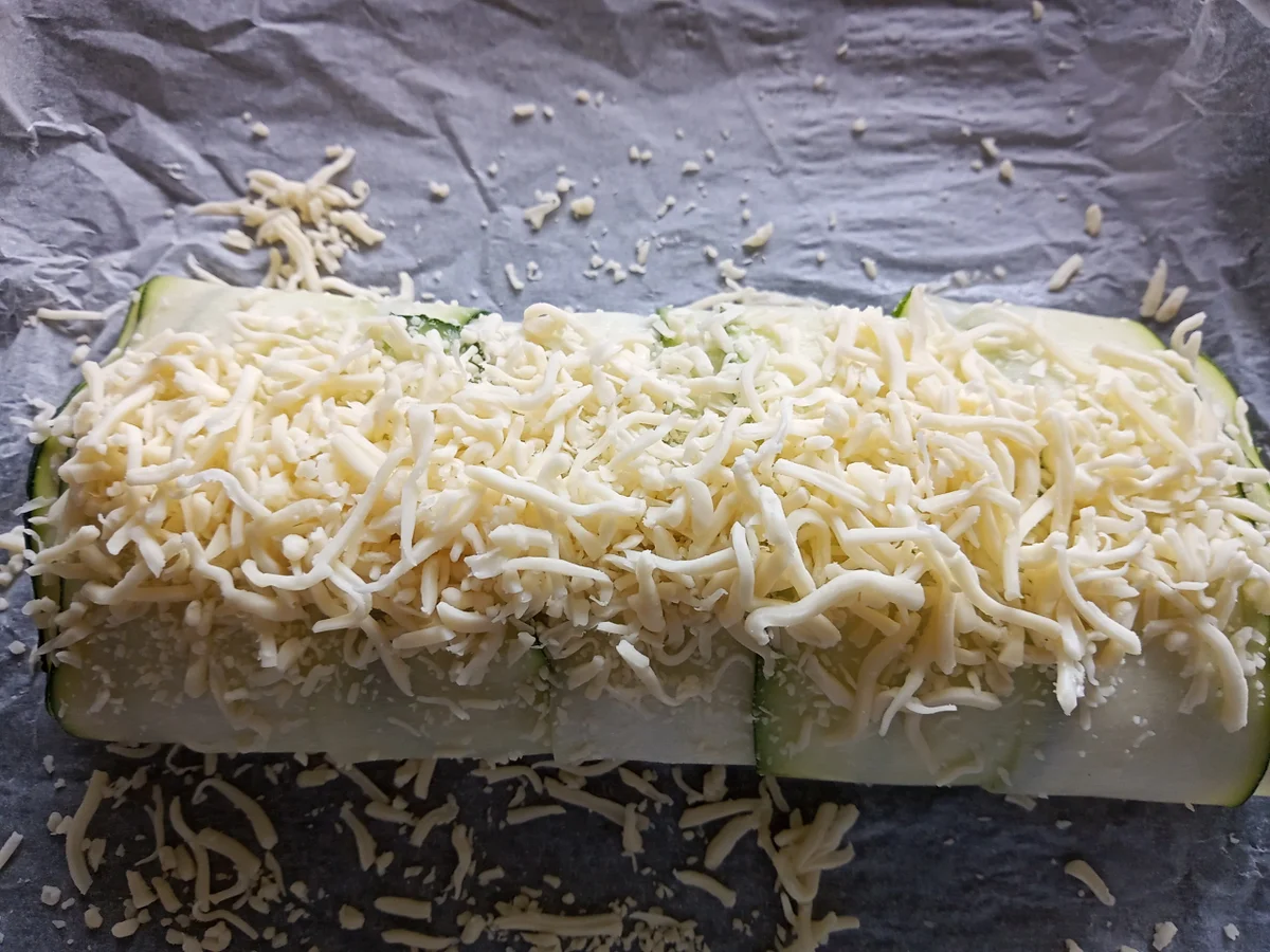 Spätsommerliche Zucchini-Rolle zur kochbar Challenge August 2021 - Rezept - Bild Nr. 14433