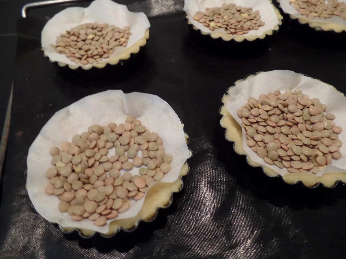 Tartelettes mit Zitronencreme und Baisertupfen - Rezept - Bild Nr. 14440