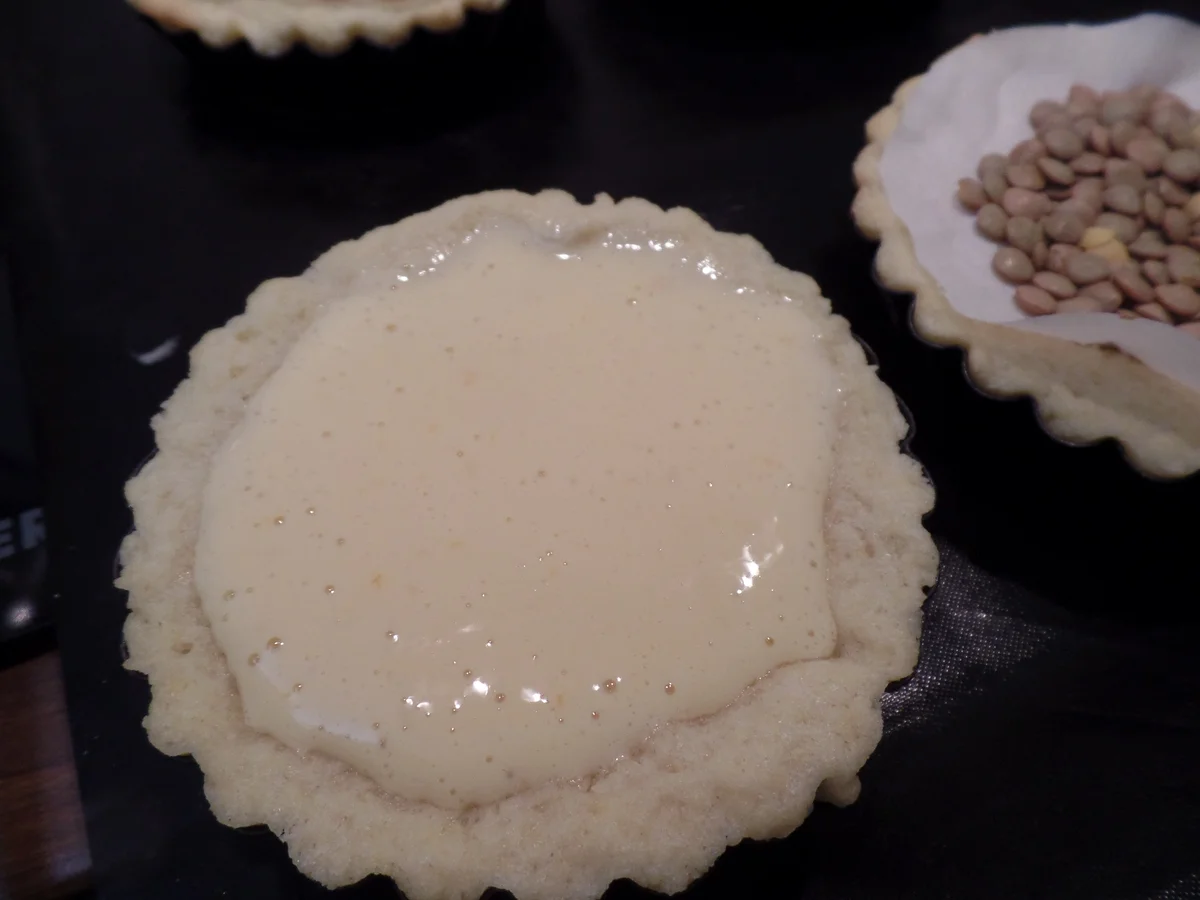 Tartelettes mit Zitronencreme und Baisertupfen - Rezept - Bild Nr. 14447