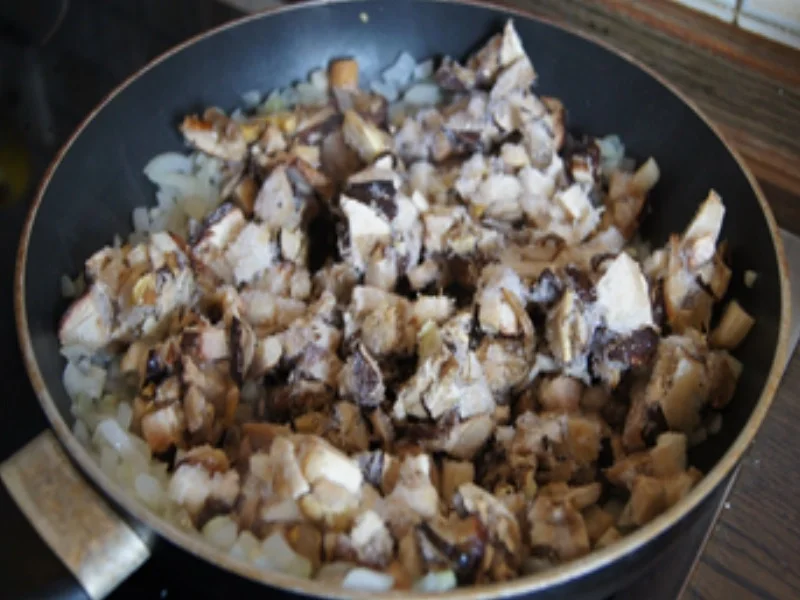 Bandnudelpasta mit Waldpilzen und gemischten Salat - Rezept - Bild Nr. 8