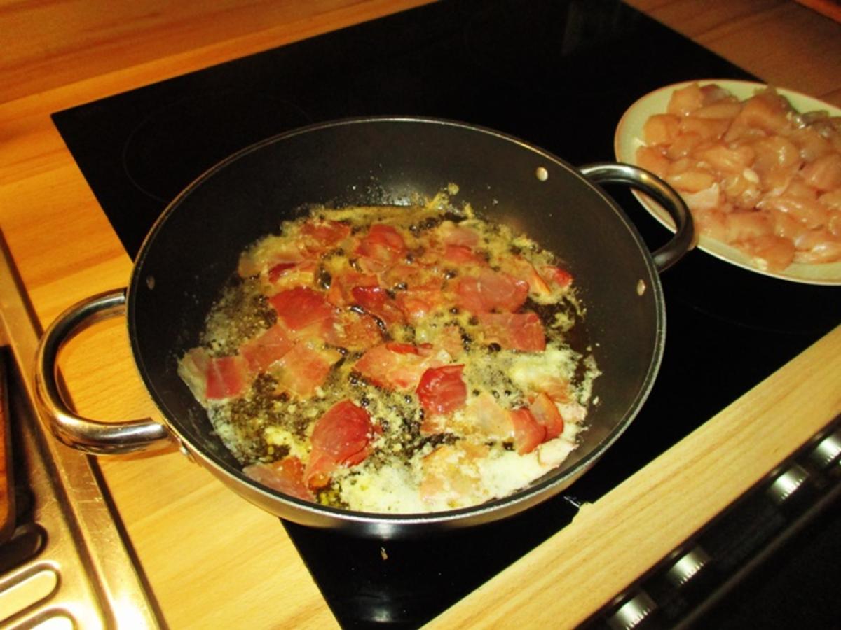 Hähnchen-Champignon-Gulasch - Rezept - Bild Nr. 14467