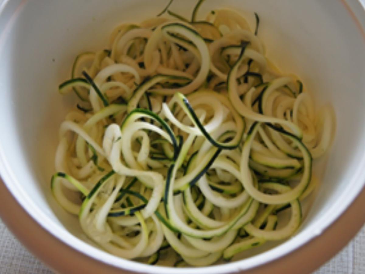 Gebackene Dorade mit Zucchini-Spaghetti - Rezept - Bild Nr. 8