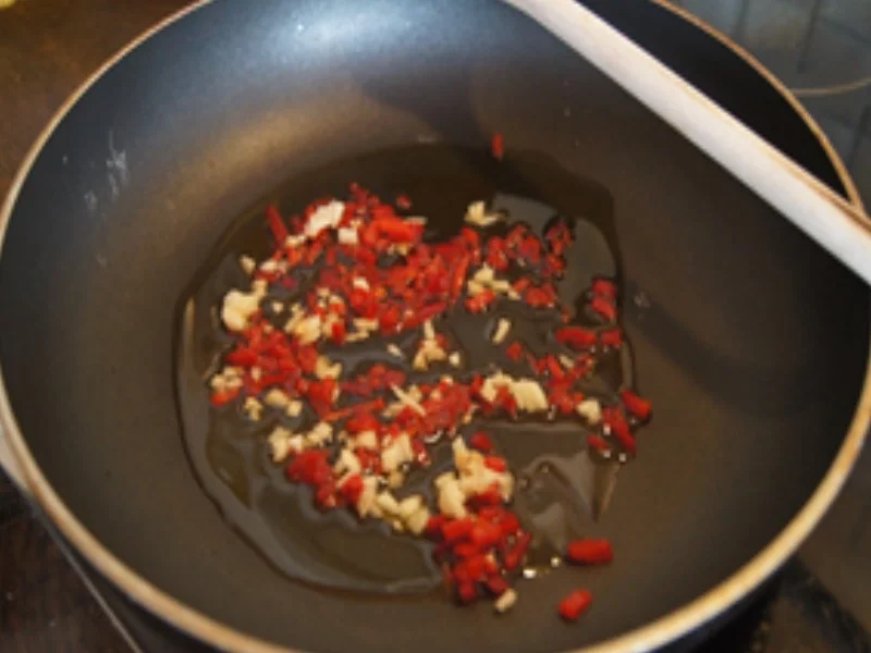 Rezept: Gebackene Dorade mit Zucchini-Spaghetti Bild Nr. 11 Gebackene Dorade mit Zucchini-Spaghetti - Rezept - Bild Nr. 11