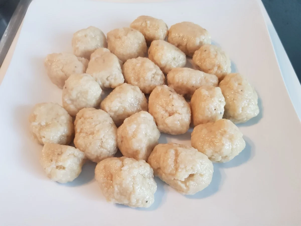 Gnocchi di Pane con finferli e pancetta - Rezept - Bild Nr. 14484