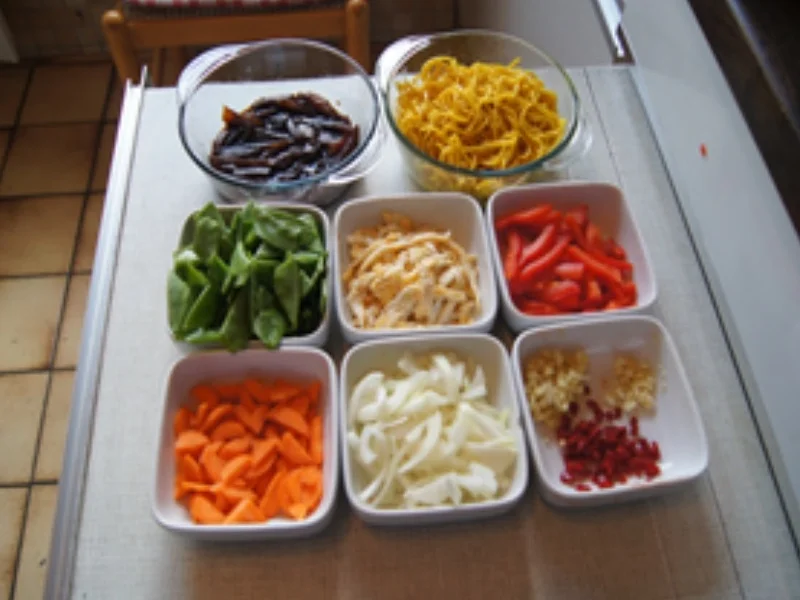 Rezept: Nudeln chow mein Bild Nr. 14473 Nudeln chow mein - Rezept - Bild Nr. 14473