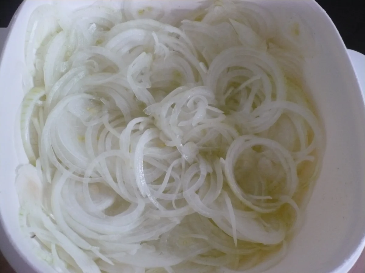 Rezept: Zwiebelsalat Bild Nr. 14502 Zwiebelsalat - Rezept - Bild Nr. 14502