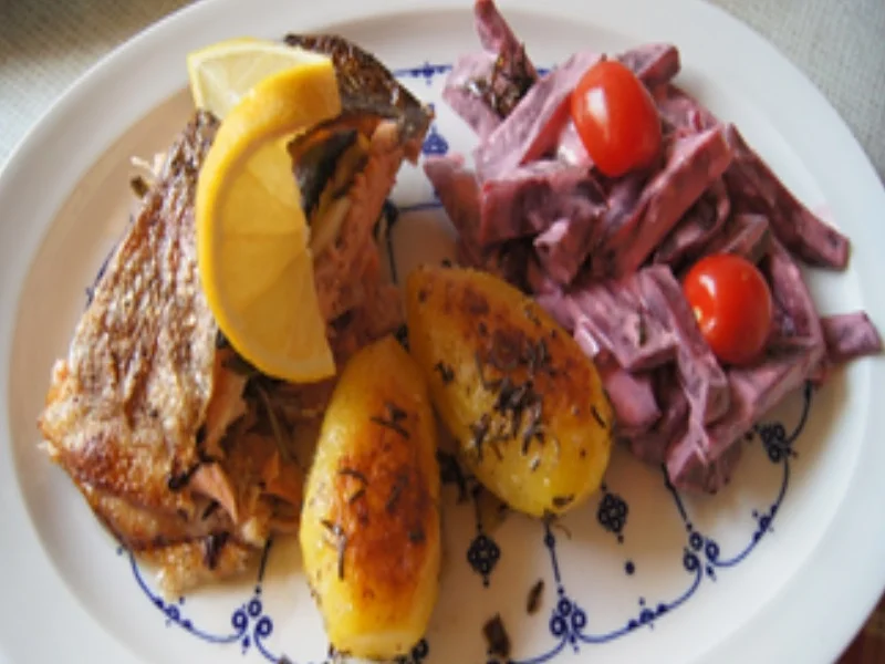 Backofen-Lachsforelle mit Rosmarin-Drillingen und Rote-Bete-Salat - Rezept - Bild Nr. 14