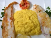 Seezungenfilets und Carabiniero an Safranpüree und Gurkensalat - Rezept - Bild Nr. 2