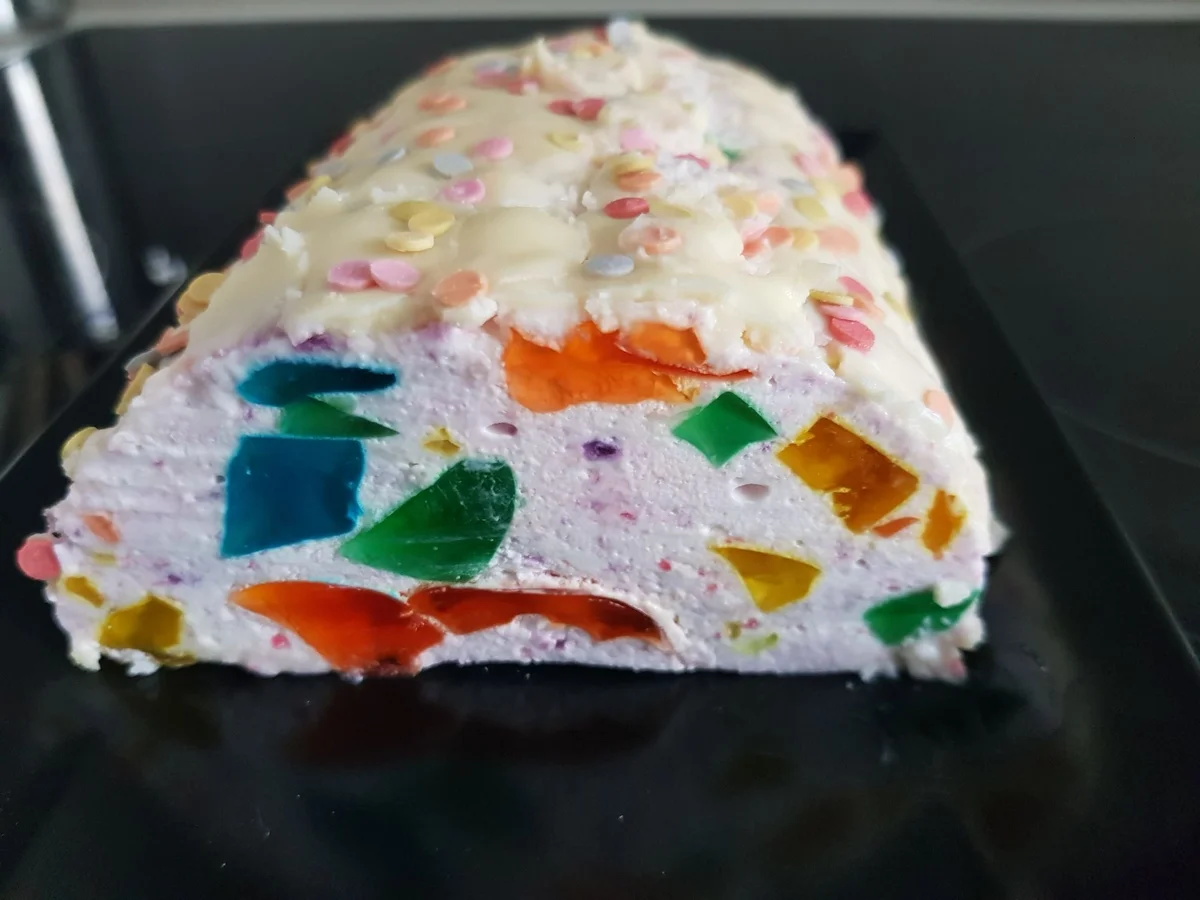 Quark-Mousse mit bunten Splittern und Nektarinen-Creme - Rezept - Bild Nr. 14512