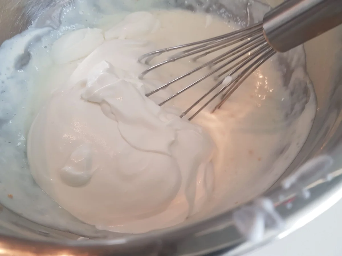 Quark-Mousse mit bunten Splittern und Nektarinen-Creme - Rezept - Bild Nr. 14521