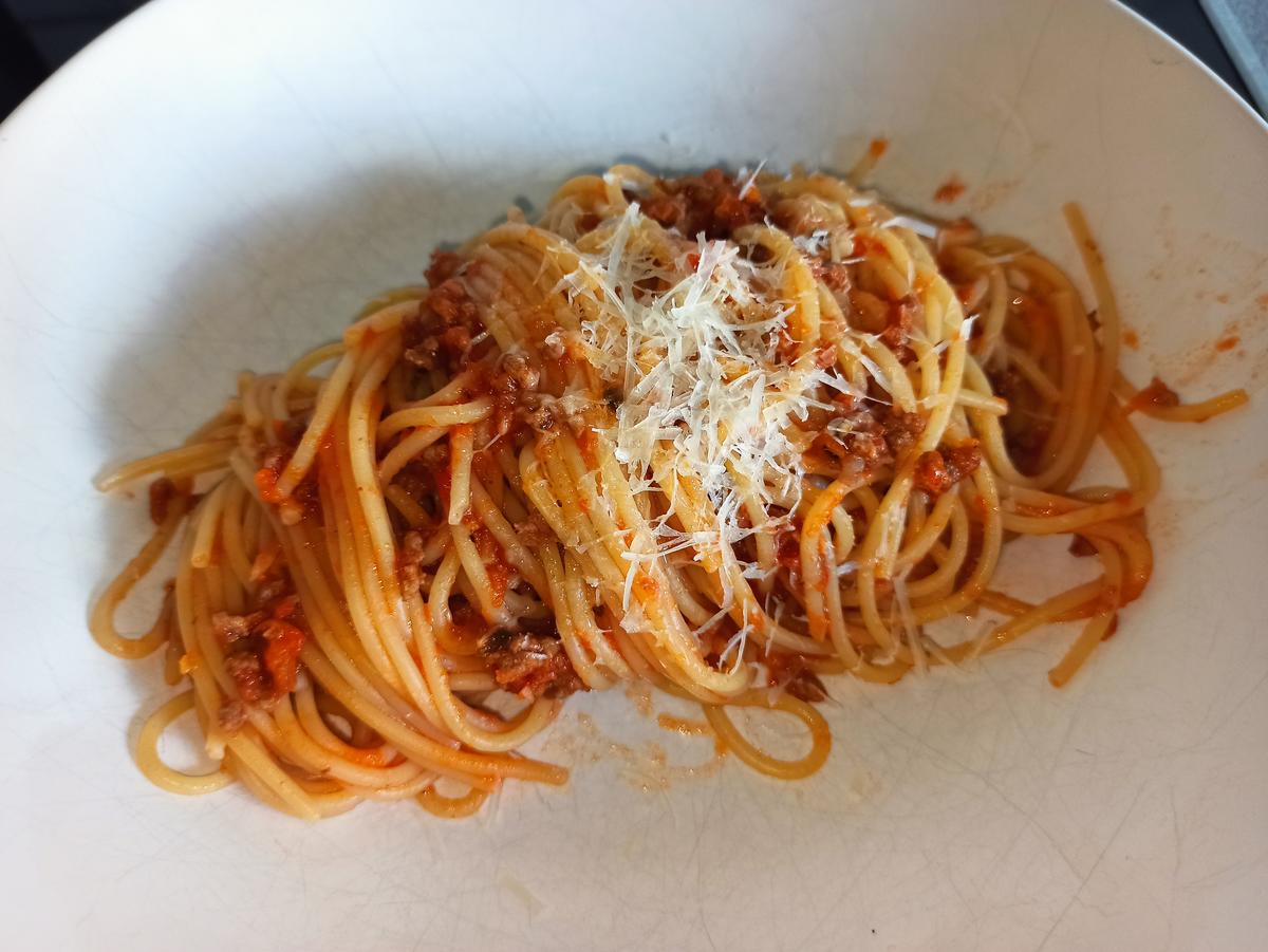 Spaghetti Bolognese - Rezept - Bild Nr. 14519