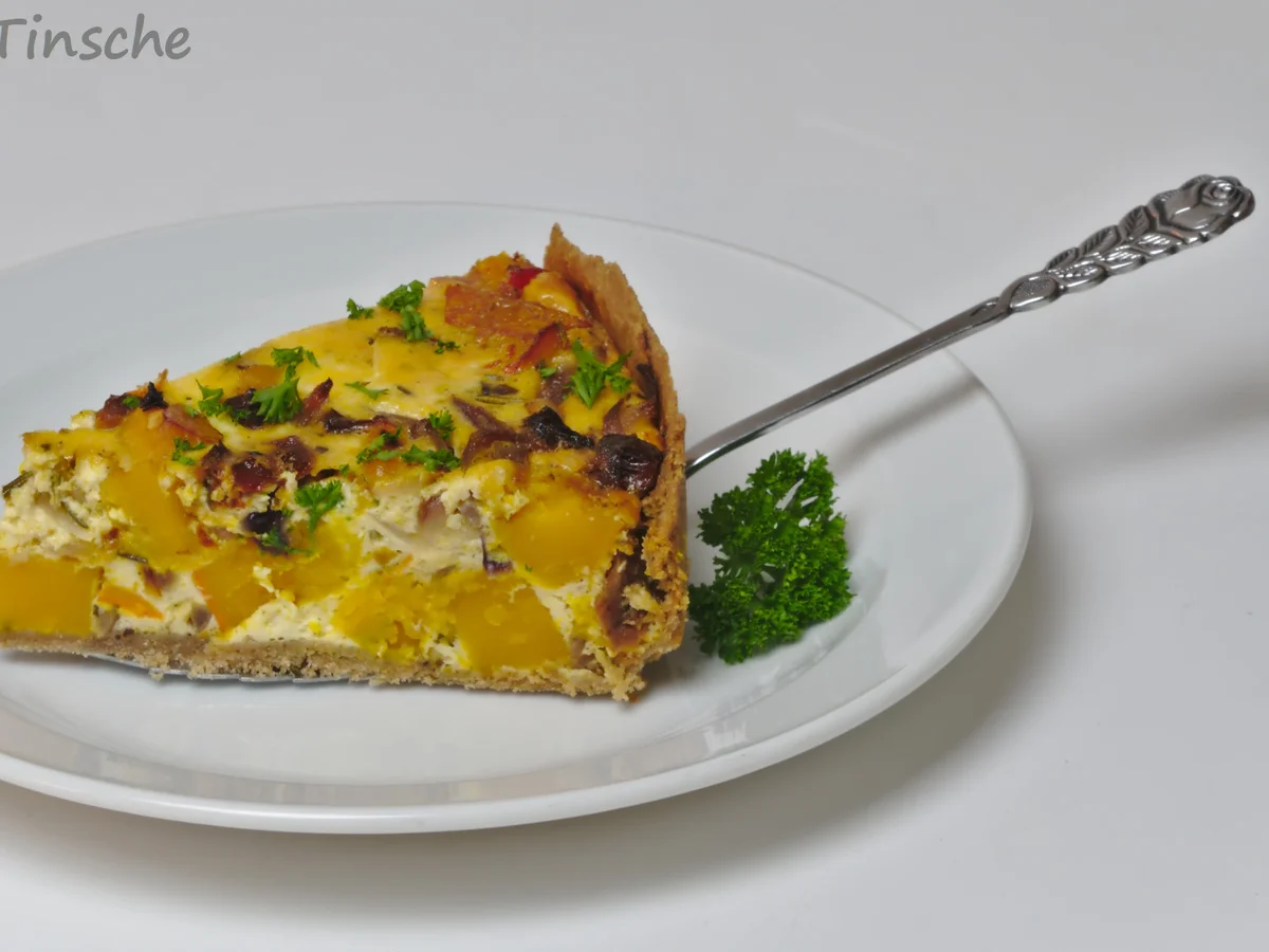 Kürbis-rote Zwiebel-Quiche - Rezept - Bild Nr. 14527