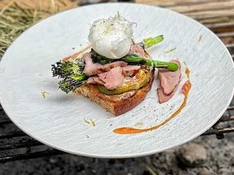 Rezept: Braai Brotje Wild Fig and Pig (Steven Gätjen) Bild Nr. 2 Braai Brotje Wild Fig and Pig (Steven Gätjen) - Rezept - Bild Nr. 2