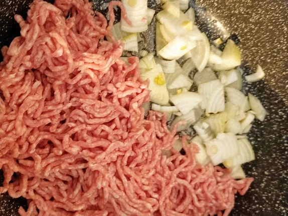 Rezept: Nudel - Hackfleischtopf mit Weißkohl Bild Nr. 14539 Nudel - Hackfleischtopf mit Weißkohl - Rezept - Bild Nr. 14539