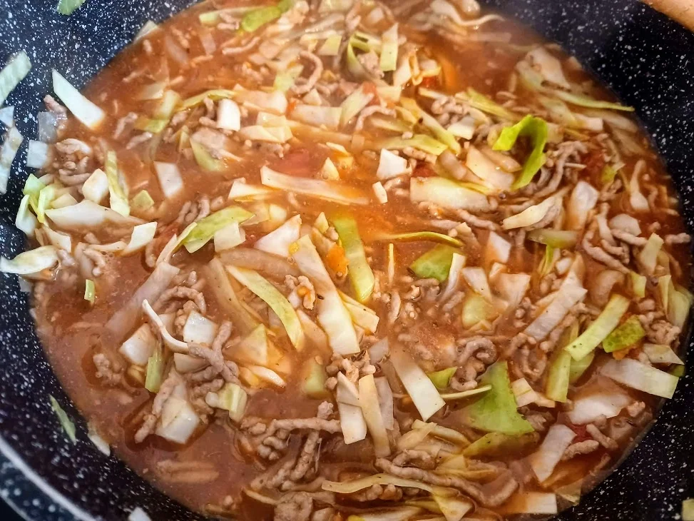 Rezept: Nudel - Hackfleischtopf mit Weißkohl Bild Nr. 14543 Nudel - Hackfleischtopf mit Weißkohl - Rezept - Bild Nr. 14543