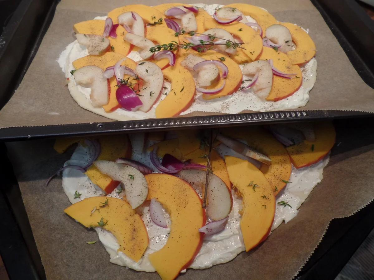 Rezept: Kürbis-Birnen-Flammkuchen Bild Nr. 14528 Kürbis-Birnen-Flammkuchen - Rezept - Bild Nr. 14528