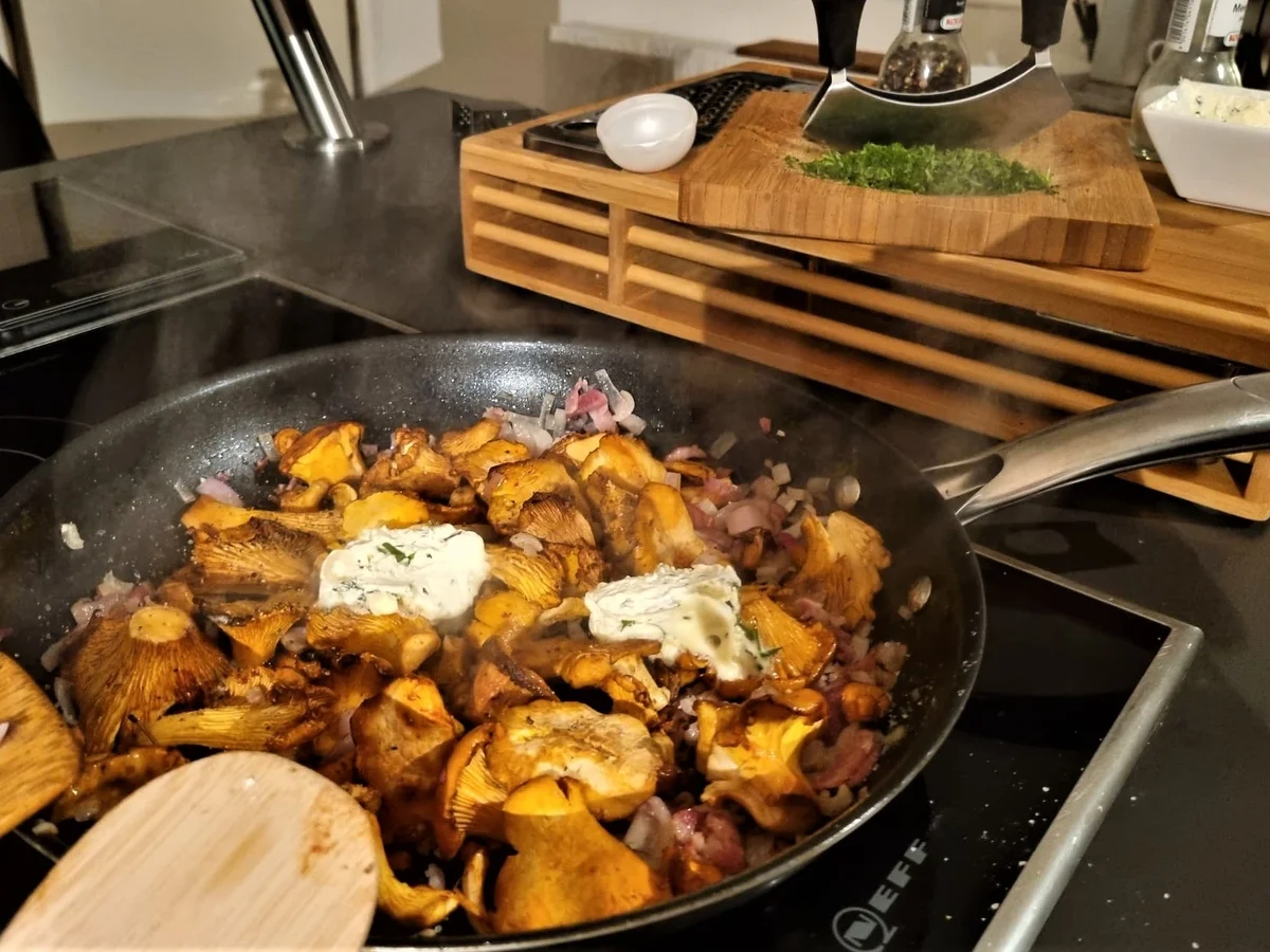 Rosa gebratene Kalbshüfte auf Pfifferlingen - Rezept - Bild Nr. 14534