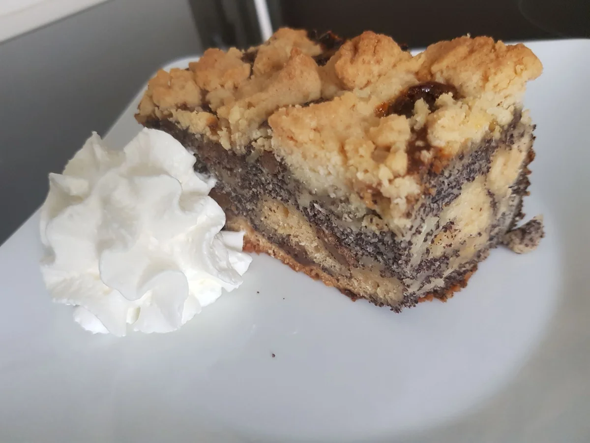 Mohn-Marmorkuchen mit "Jumbo-Streusel" - Rezept - Bild Nr. 2