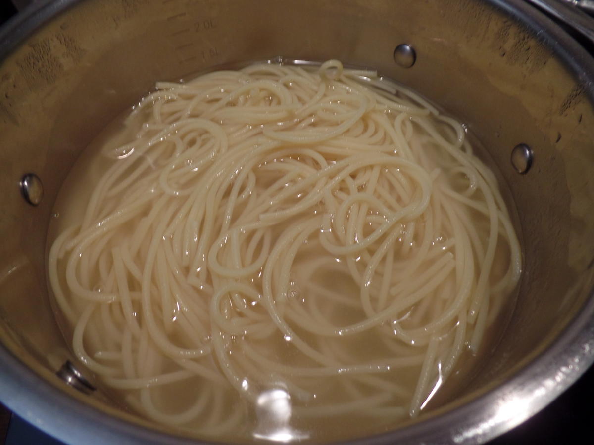 Spaghetti  mit Parmesan - Rezept - Bild Nr. 14551