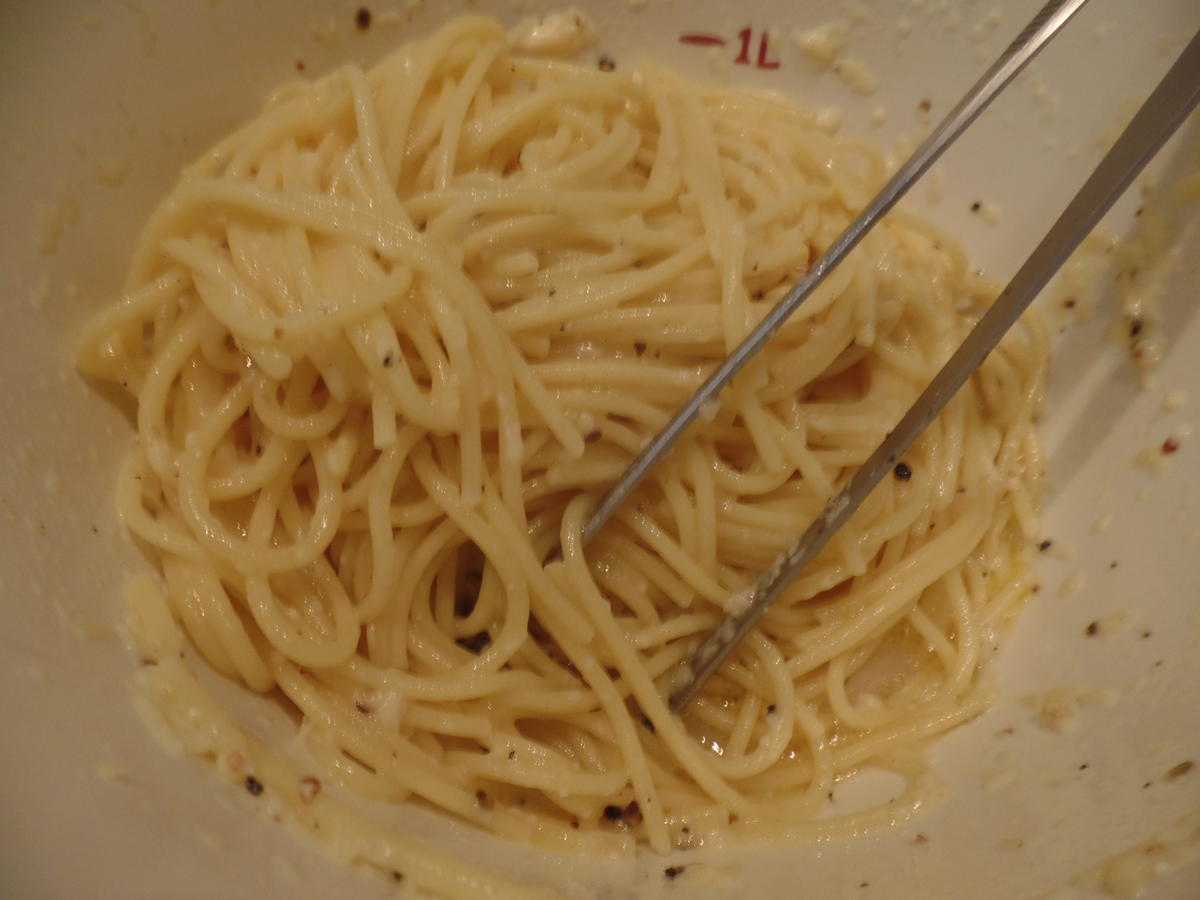 Spaghetti  mit Parmesan - Rezept - Bild Nr. 14554