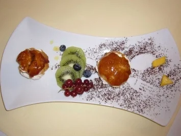 Patisseries francaises - Choux a la creme et Moelleux - Rezept