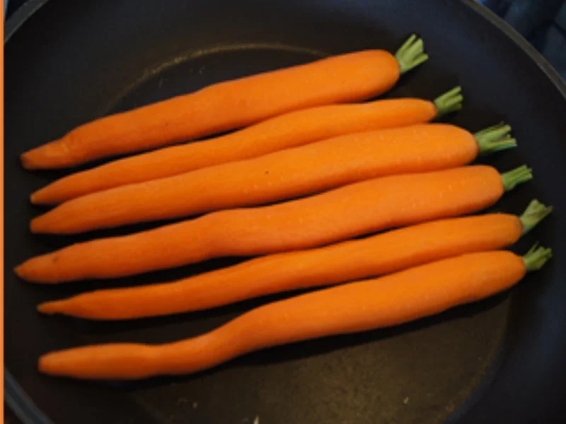 Pfannen Fisch mit Honigbundmöhren und Kartoffelstampf - Rezept - Bild Nr. 14557