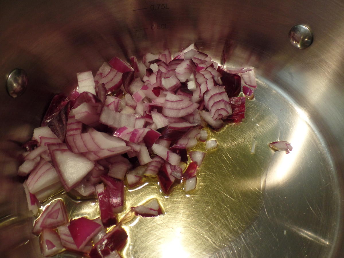 Kartoffelsalat mit Rostbratwürstchen und Kräuterbutter - Rezept - Bild Nr. 14560
