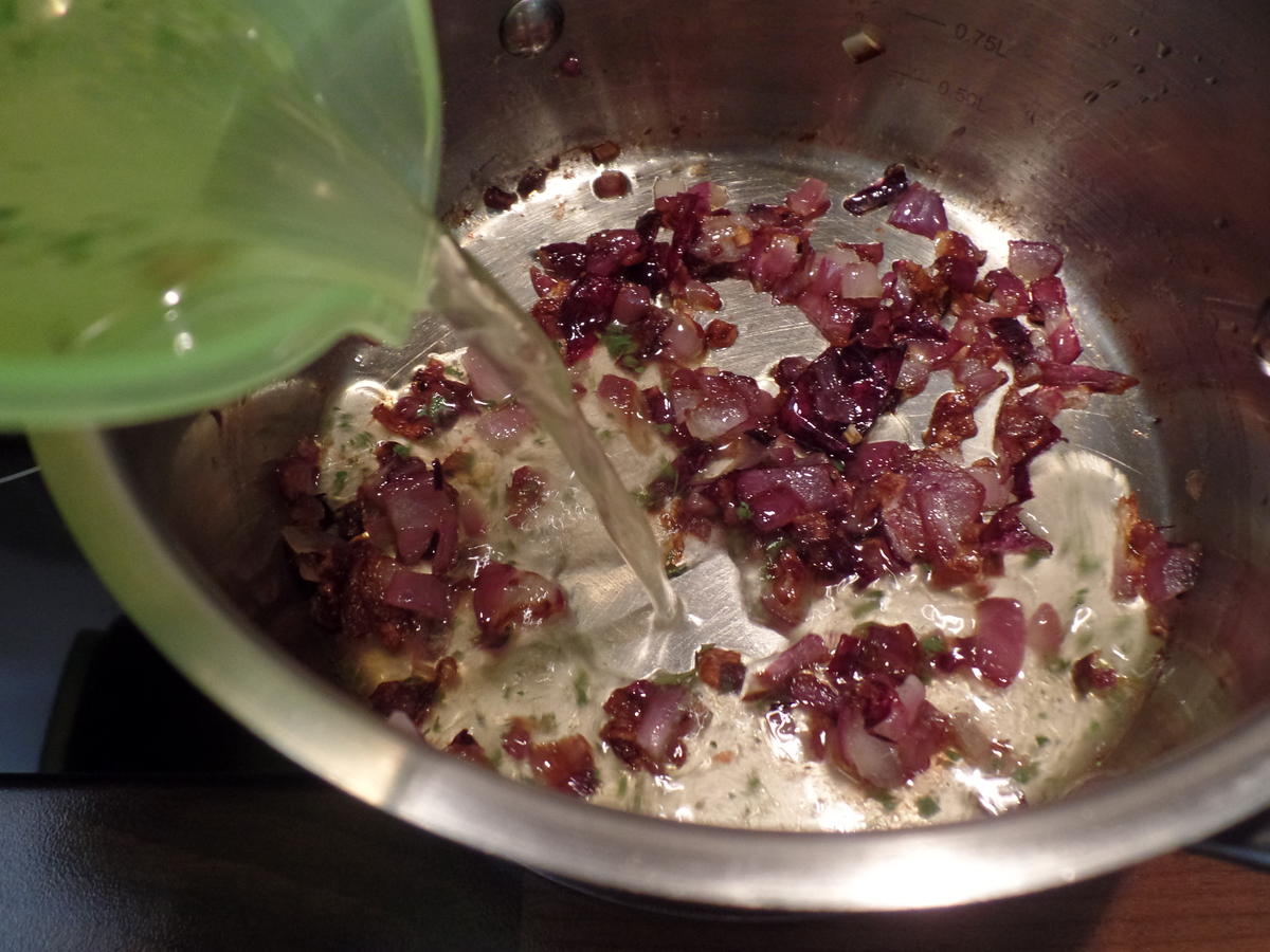 Kartoffelsalat mit Rostbratwürstchen und Kräuterbutter - Rezept - Bild Nr. 14561