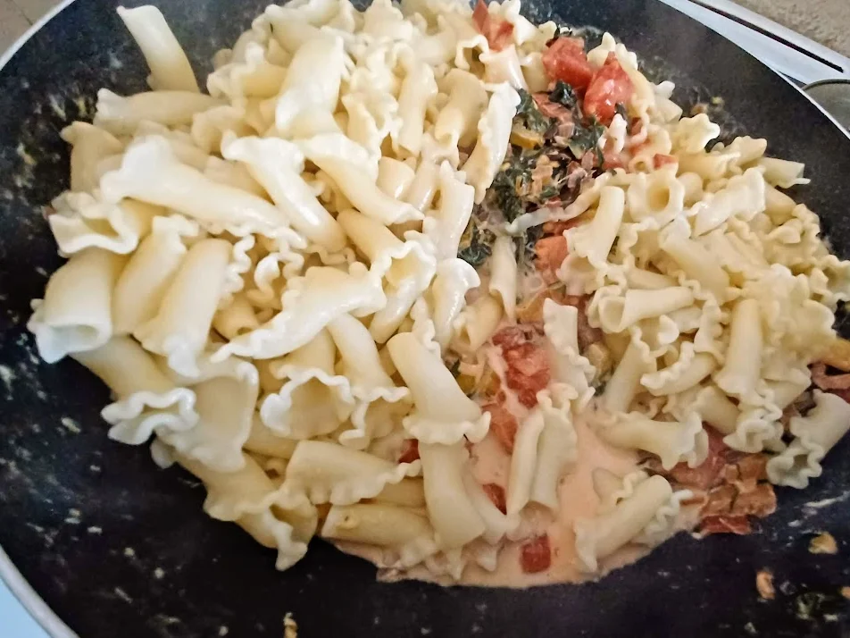 Nudeln in Mangold-Sahne-Soße - Rezept - Bild Nr. 17