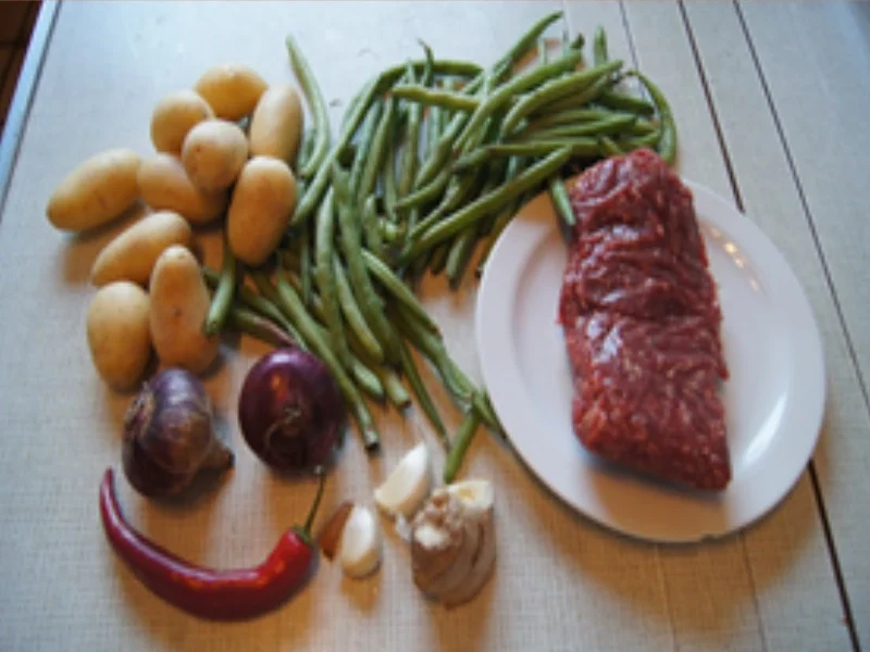 Rezept: Hackfleischpfanne mit grünen Bohnen und Kümmel-Drillingen Bild Nr. 14571 Hackfleischpfanne mit grünen Bohnen und Kümmel-Drillingen - Rezept - Bild Nr. 14571