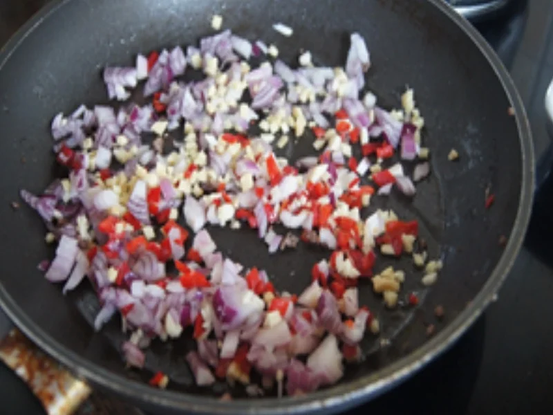 Rezept: Hackfleischpfanne mit grünen Bohnen und Kümmel-Drillingen Bild Nr. 14575 Hackfleischpfanne mit grünen Bohnen und Kümmel-Drillingen - Rezept - Bild Nr. 14575