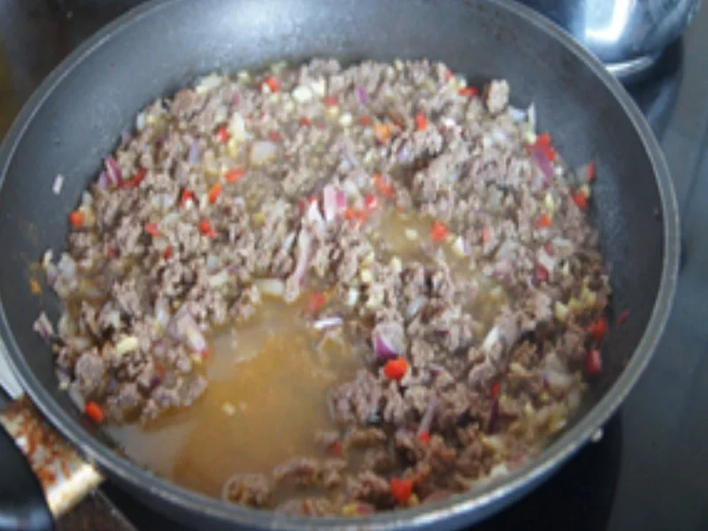 Rezept: Hackfleischpfanne mit grünen Bohnen und Kümmel-Drillingen Bild Nr. 14576 Hackfleischpfanne mit grünen Bohnen und Kümmel-Drillingen - Rezept - Bild Nr. 14576